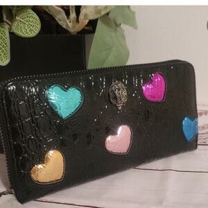 NWT Kurt Geiger Love Leather Zip around Wallet London